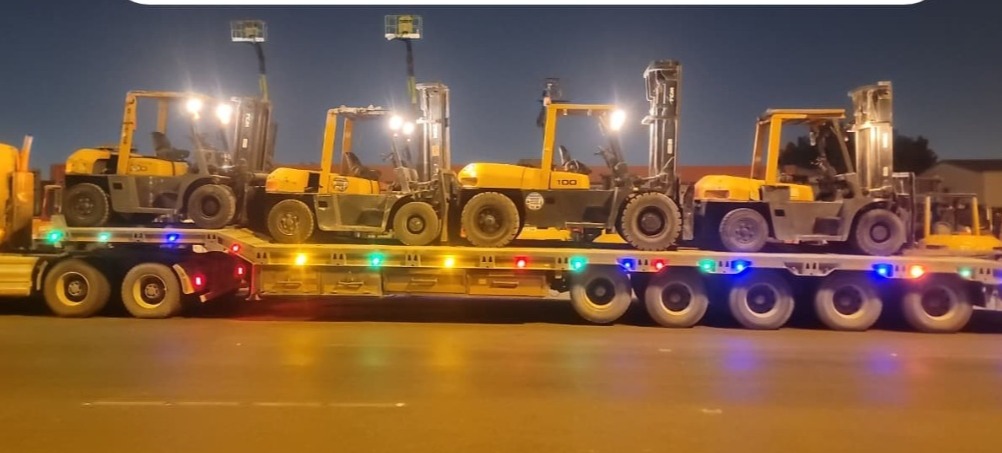 أنواع المعدات الثقيلة والخفيفة رفعات شوكيه سيزرلفت مانليفت كرينات 